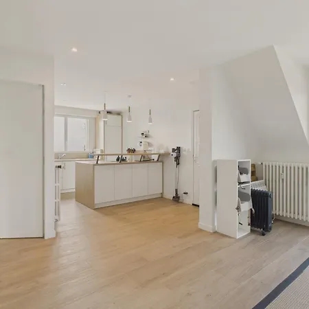 180m De La 4 Adultes - 4 Enfants Apartmán
